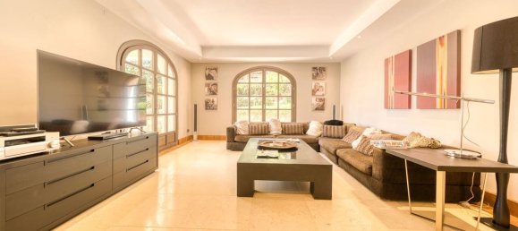 5 غرف نوم منزل في Cadiz, Spain رقم 185853 32