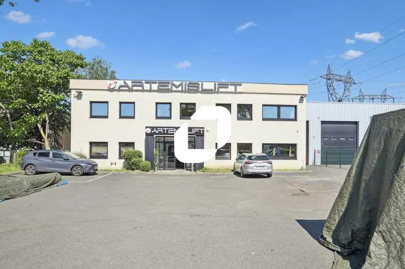 Коммерческая недвижимость 1220м² в Лисс, Франция № 346129