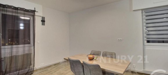 3 chambres Appartement à Saint-Avold, France No. 46079 4