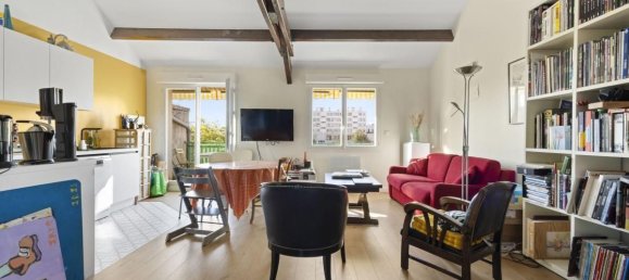 4 bedrooms Duplex in Romainville, France No. 142425 3