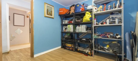 4 bedrooms Apartment in Genoa, Italy No. 296982 17