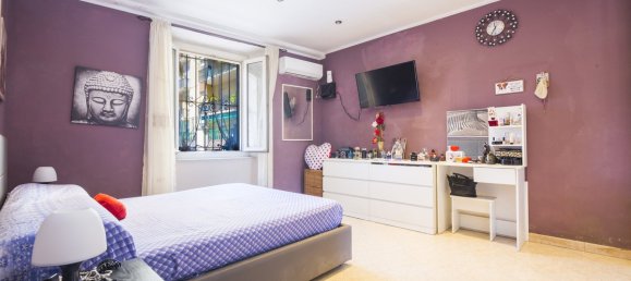 4 bedrooms Apartment in Genoa, Italy No. 296982 11