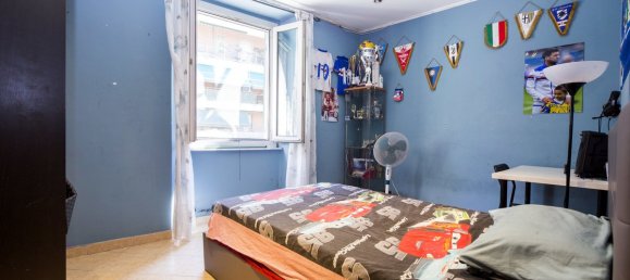 4 bedrooms Apartment in Genoa, Italy No. 296982 15