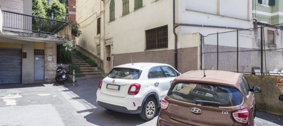 4 bedrooms Apartment in Genoa, Italy No. 296982 36