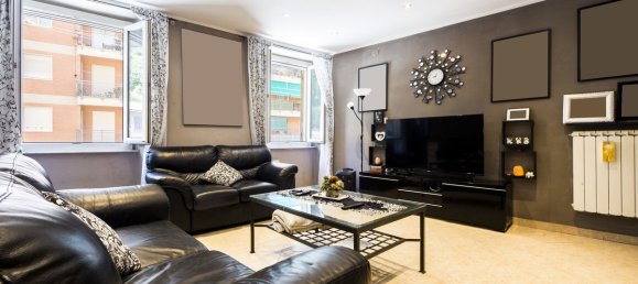 4 bedrooms Apartment in Genoa, Italy No. 296982 3