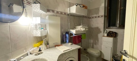 4 rooms Apartment in Florence, Italy No. 289689 16