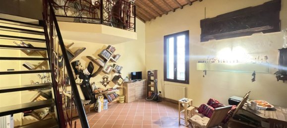 4 rooms Apartment in Florence, Italy No. 289689 10