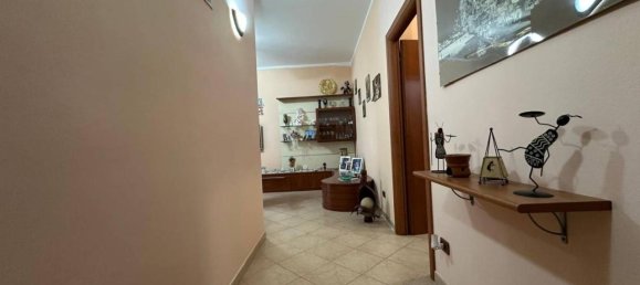 3غرفة شقة في Ferno, Italy رقم 30107 31