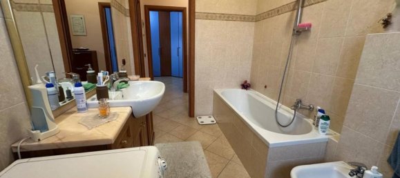 3غرفة شقة في Ferno, Italy رقم 30107 15