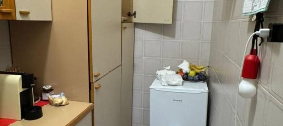 3-salle Appartement à Bologna, Italy No. 27111 20