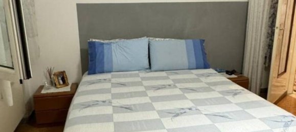 3-salle Appartement à Bologna, Italy No. 27111 9