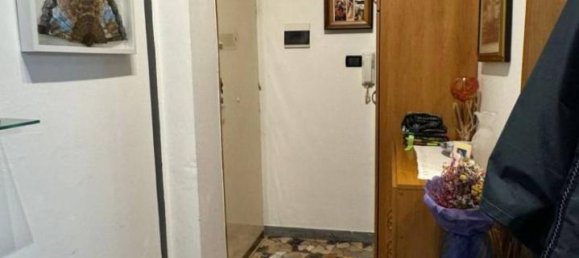 3-salle Appartement à Bologna, Italy No. 27111 14