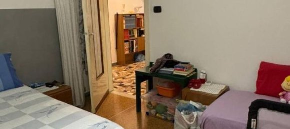3-salle Appartement à Bologna, Italy No. 27111 8