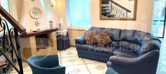 3 chambres Villa à Terracina, Italy No. 226048 9