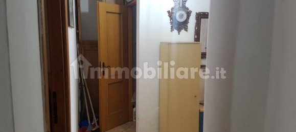 3 Schlafzimmer Wohnung in Latina, Italy, Nr. 97300 8