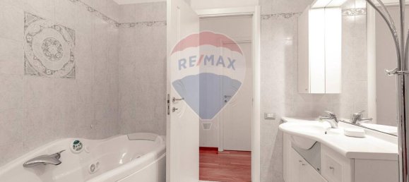 7-salle Maison à Recanati, Italy No. 2237 4