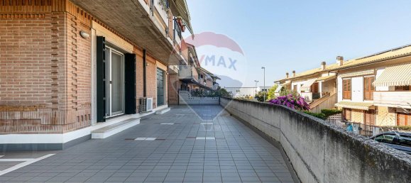 7-salle Maison à Recanati, Italy No. 2237 30