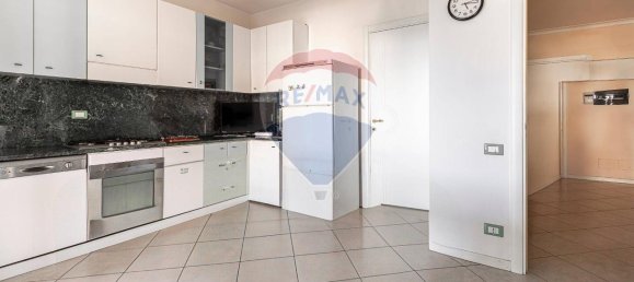 7-salle Maison à Recanati, Italy No. 2237 38