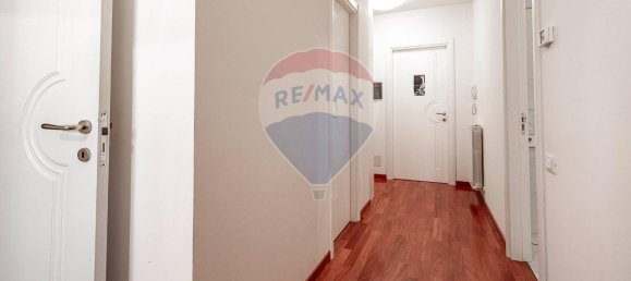 7-salle Maison à Recanati, Italy No. 2237 2