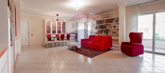 7-salle Maison à Recanati, Italy No. 2237 41