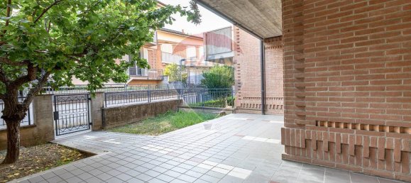 7-salle Maison à Recanati, Italy No. 2237 29