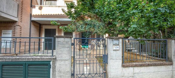 7-salle Maison à Recanati, Italy No. 2237 27