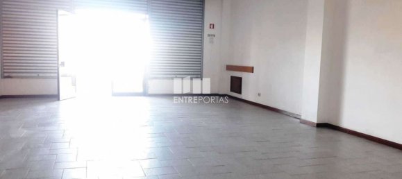 Коммерческая недвижимость 74м² в Виана ду Каштелу, Португалия № 82907 18