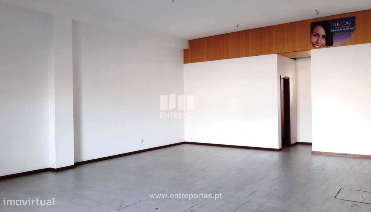 Коммерческая недвижимость 74м² в Виана ду Каштелу, Португалия № 82907