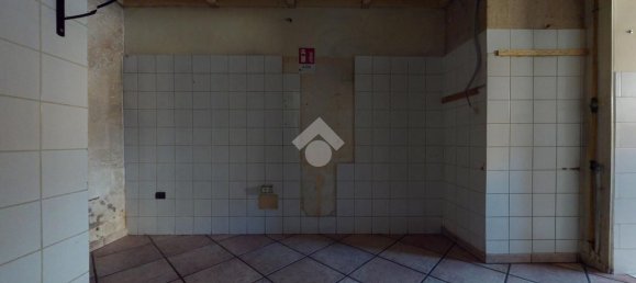 5 rooms Apartment in Oria, Italy No. 282460 8