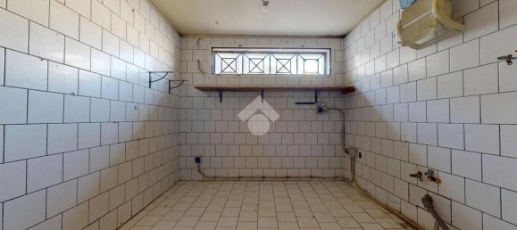 5 rooms Apartment in Oria, Italy No. 282460 11