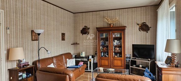 Casa de 3 dormitorios en Saint-Ouen-l'Aumone, France No. 174638 8