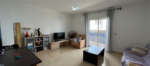 Apartamento de 3 dormitorios en Fuente Alamo, Spain No. 155115 2