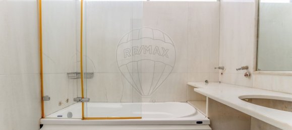 4 bedrooms House in Porto, Portugal No. 177357 15