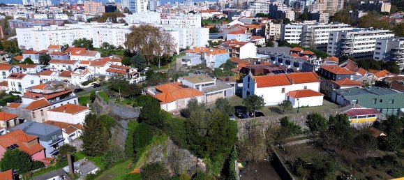 4 bedrooms House in Porto, Portugal No. 177357 6