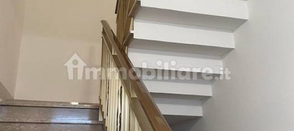 Квартира с 2 спальнями в Феррара, Италия № 377076 14