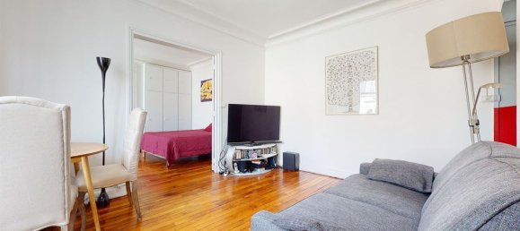 2 bedrooms Apartment in Paris, France No. 184521 4