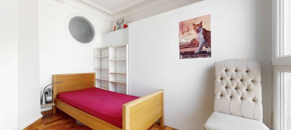 2 bedrooms Apartment in Paris, France No. 184521 8