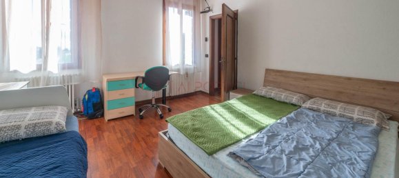 4 rooms House in Piove di Sacco, Italy No. 230345 12