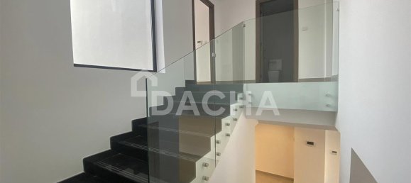 3 bedrooms Townhouse in Rukan, UAE No. 27652 12