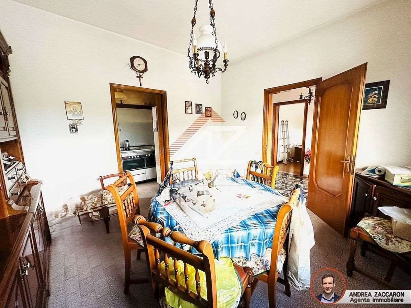 8 bedrooms House in San Pietro di Feletto, Italy No. 369442