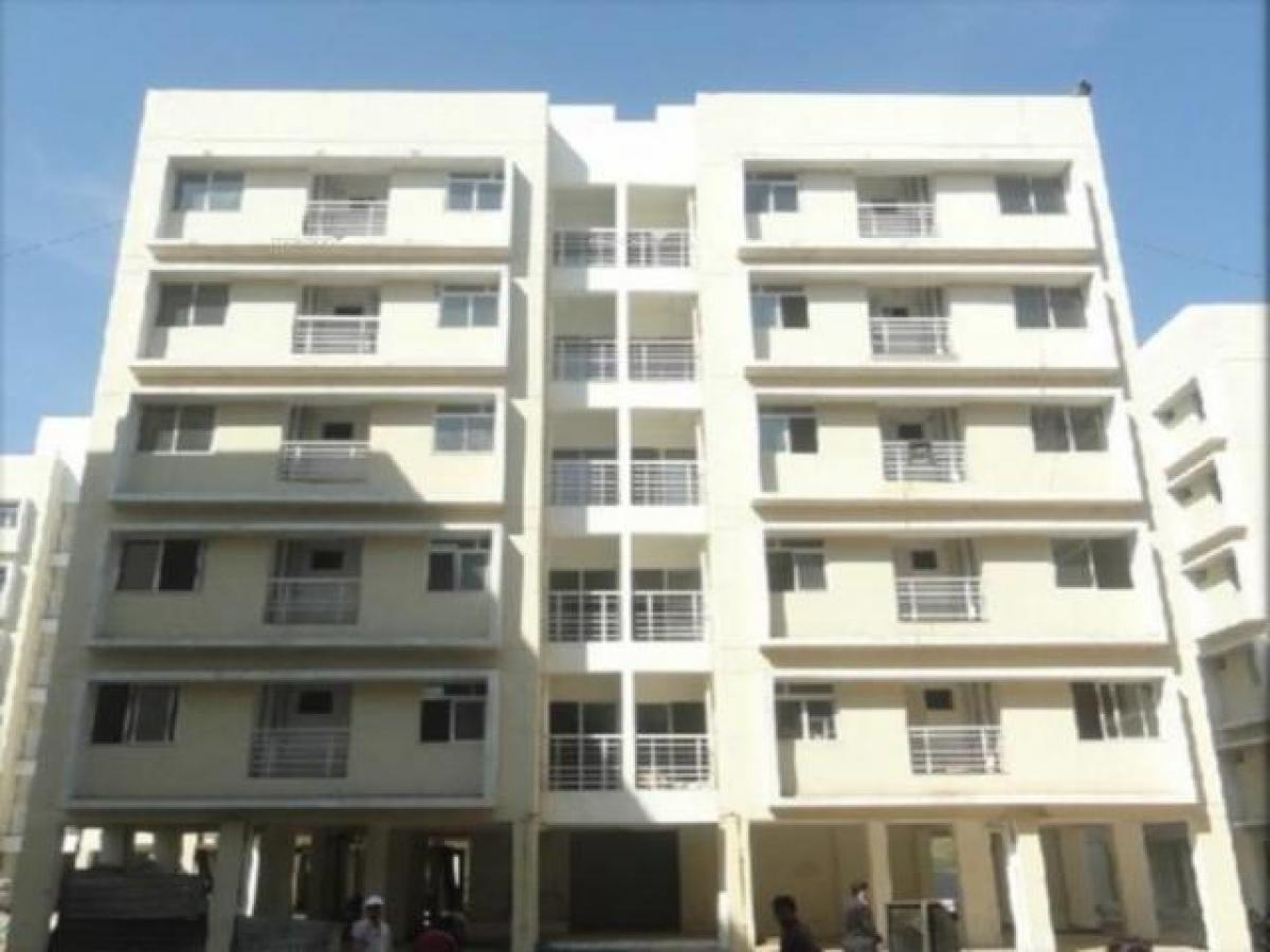 Studio in Amdavad, India No. 7227