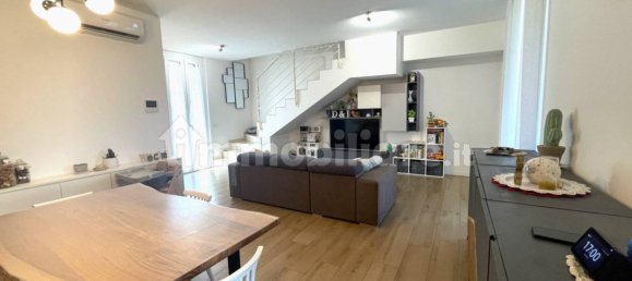 3 Schlafzimmer Haus in Turate, Italy, Nr. 341891 2