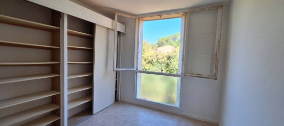Apartamento de 3 dormitorios en Aix-en-Provence, France No. 333988 4