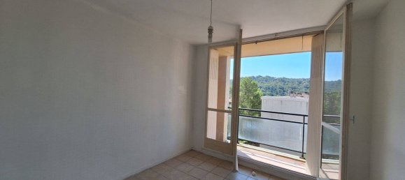 Apartamento de 3 dormitorios en Aix-en-Provence, France No. 333988 5