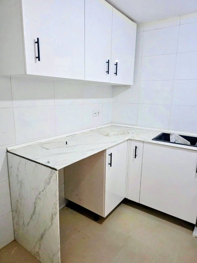 3 bedrooms Duplex in Salt, Spain No. 209768