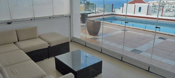 5 bedrooms Villa in Adeje, Spain No. 26085 10