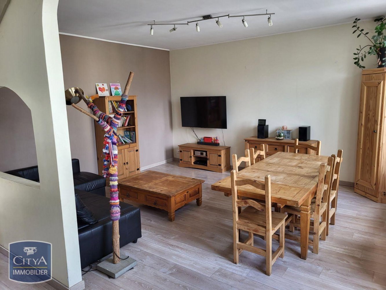 3 chambres Maison à Pont-de-Chéruy, France No. 205244