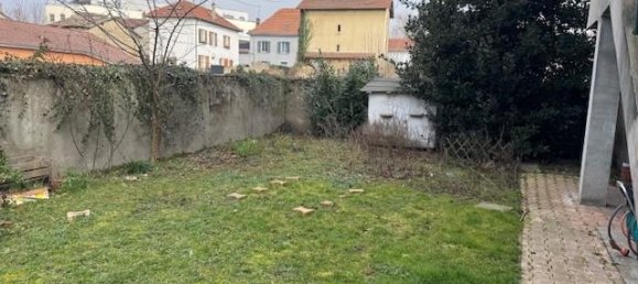 3 chambres Maison à Pont-de-Chéruy, France No. 205244 9