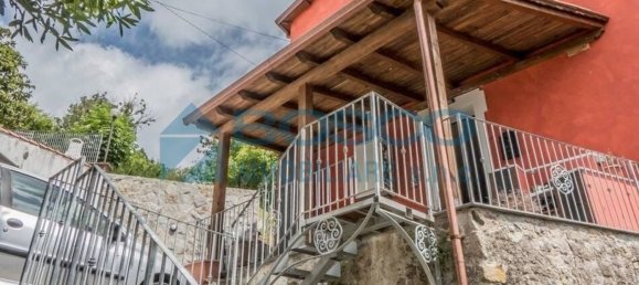 Casa de 9 habitaciónes en Beverino, Italy No. 216238 4