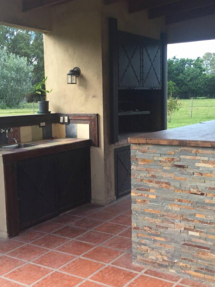 4 bedrooms House in Buenos Aires, Argentina No. 65972